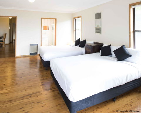 Villa Blue - Accommodation Resorts 9