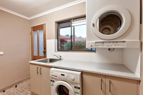 Hume Country Motor Inn - Accommodation Resorts 27