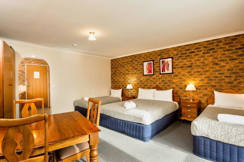 Hume Country Motor Inn - Accommodation Resorts 5