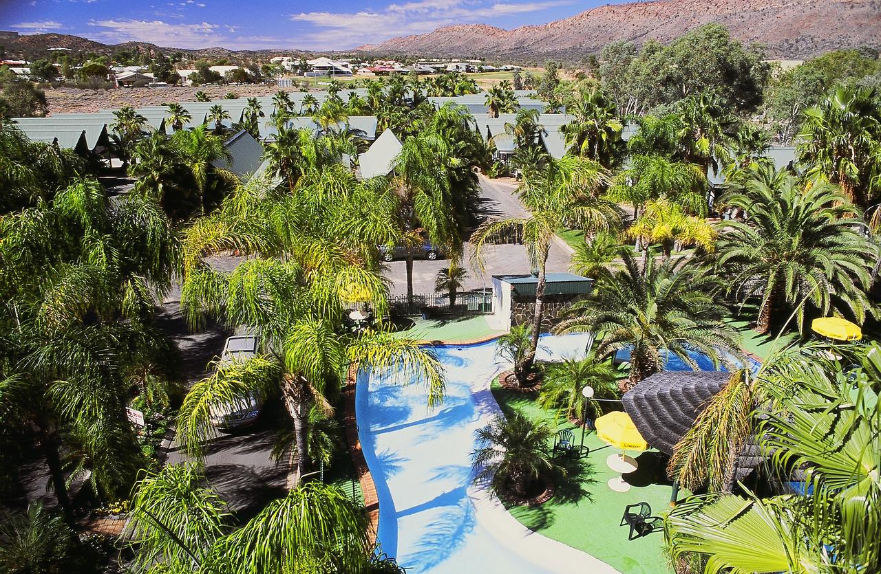  Accommodation Resorts