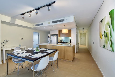 Astra Apartments Darwin - Accommodation Resorts 3