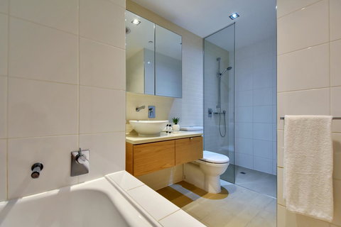 Astra Apartments Darwin - Accommodation Resorts 5