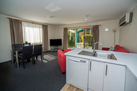 Beaches Serviced Apartments - Accommodation Resorts 19