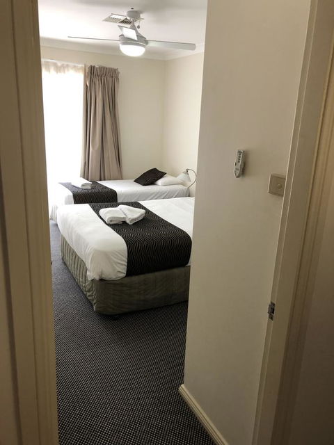 Beaches Serviced Apartments - Accommodation Resorts 4