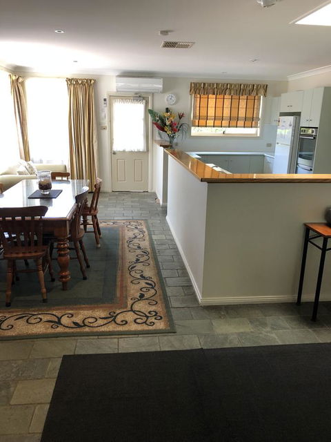 Beaches Serviced Apartments - Accommodation Resorts 5