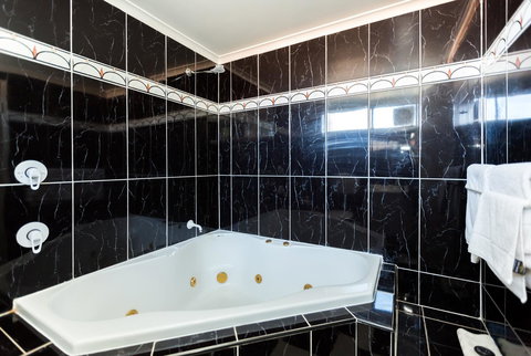 Elkira Court Motel - Accommodation Resorts 26