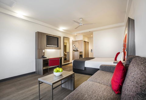 Novotel Darwin CBD - Accommodation Resorts 22