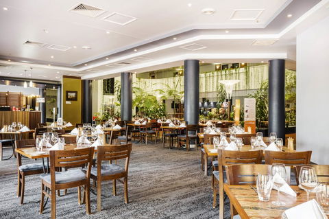 Novotel Darwin CBD - Accommodation Resorts 17