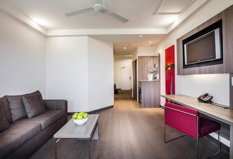 Novotel Darwin CBD - Accommodation Resorts 15