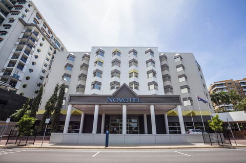 Novotel Darwin CBD - Accommodation Resorts 10