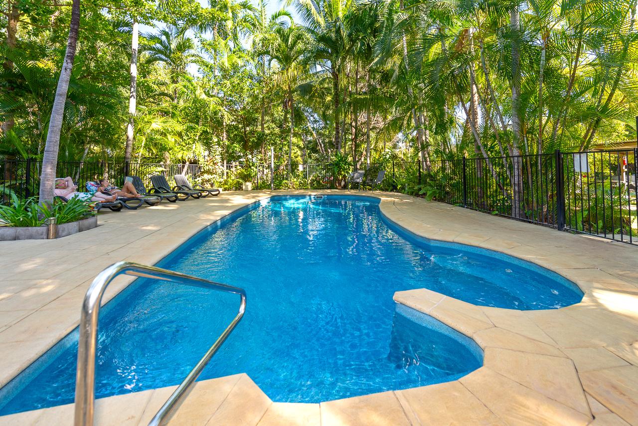  Accommodation Resorts