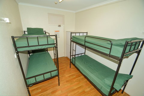Youth Shack Backpackers Darwin - Accommodation Resorts 23