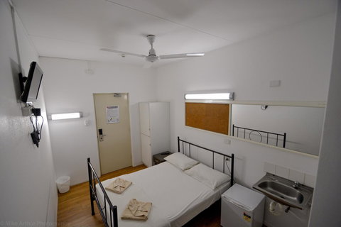 Youth Shack Backpackers Darwin - Accommodation Resorts 6