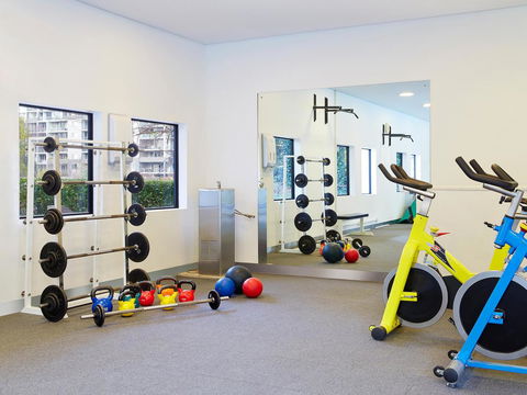 Crowne Plaza Canberra, An IHG Hotel - Accommodation Resorts 5