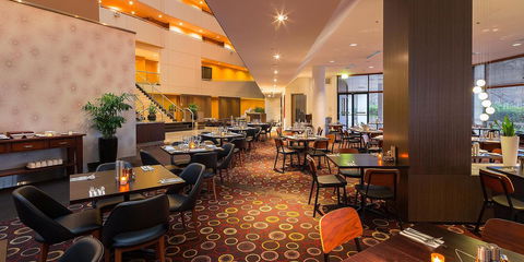 Crowne Plaza Canberra, An IHG Hotel - Accommodation Resorts 4