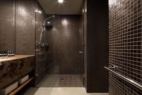 Hotel Realm - Accommodation Resorts 5