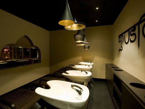 Hotel Realm - Accommodation Resorts 37