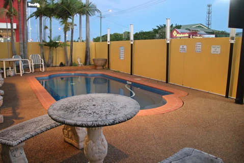 Bourbong St Motel - Accommodation Resorts 2
