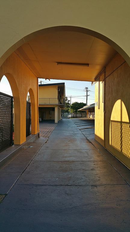 Bourbong St Motel - Accommodation Resorts 3