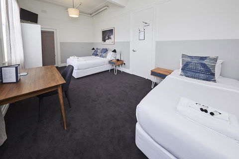 Bridgeview Hotel Willoughby - Accommodation Resorts 3