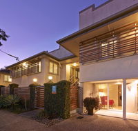 Brisbane Street Studios - Accommodation Resorts