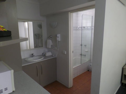 Burke & Wills Mt Isa - Accommodation Resorts 3