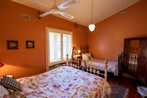 Buxton Manor - Accommodation Resorts 1