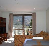 Byadbo 10 - Accommodation Resorts