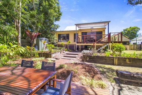 CABARITA BEACH BLISS - HOLIDAY HOME ON THE LAKE - Accommodation Resorts 0