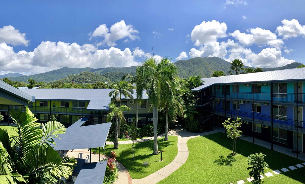 Smithfield QLD Accommodation Resorts