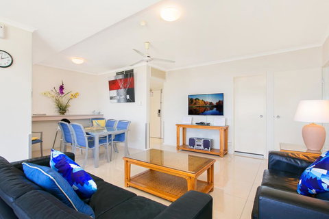 Cairns Ocean View Apartment - Accommodation Resorts 2