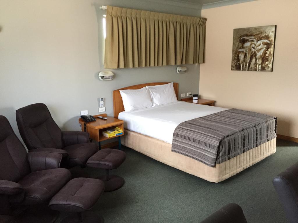 Earlville QLD Accommodation Resorts