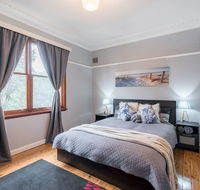 Carramar CozyHome 1minStation 5Bdrms1.5bathSleeps8 - Accommodation Resorts