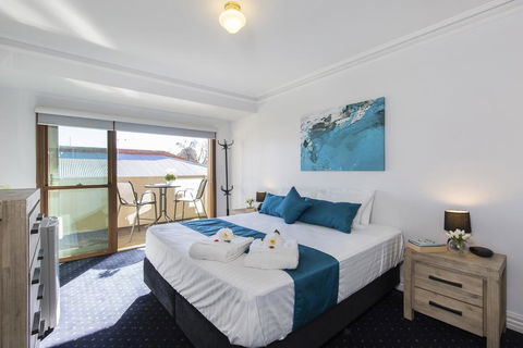 Carrington Charm - CBD - WiFi - Parking - Accommodation Resorts 0