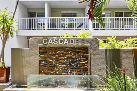 Cascades - Accommodation Resorts 1