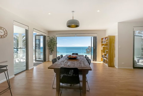 Castaways Beach Escape - Accommodation Resorts 3