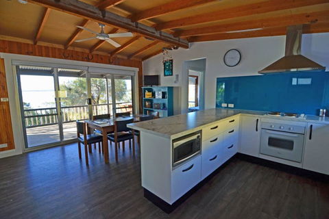 CDC-625 Beach House - Accommodation Resorts 0