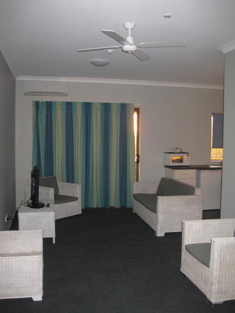 Centrebreak Beach Stay - Accommodation Resorts 3