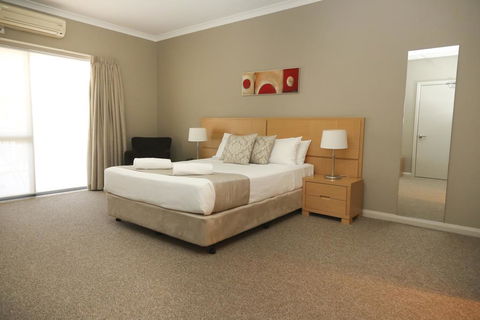 Centrepoint Apartments Griffith - Accommodation Resorts 1