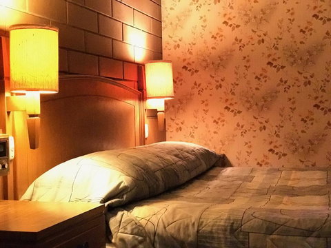 Century Motor Inn - Accommodation Resorts 3