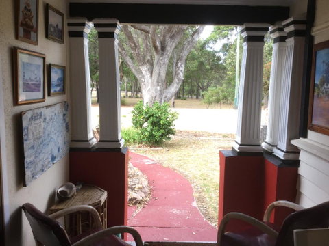 Character 1940s Property - Accommodation Resorts 3