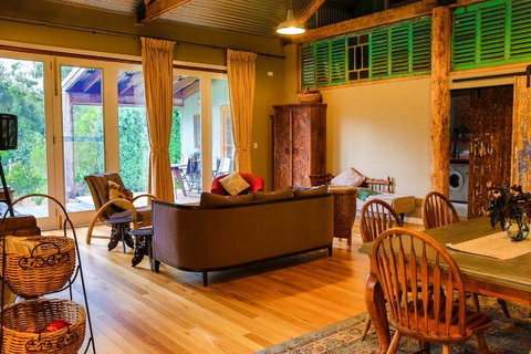 Chevys Rest - Accommodation Resorts 2