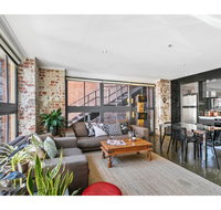 Chic warehouse apartment in hipster foodie hub - Accommodation Resorts