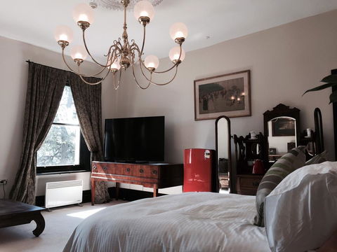 Claremont House - Accommodation Resorts 2