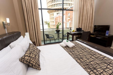 Clarendon Hotel - Accommodation Resorts 0