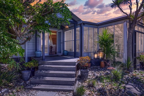 Cliff Top - Accommodation Resorts 3