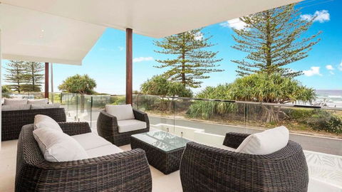 Coco De Mer Beach Villa - Accommodation Resorts 0
