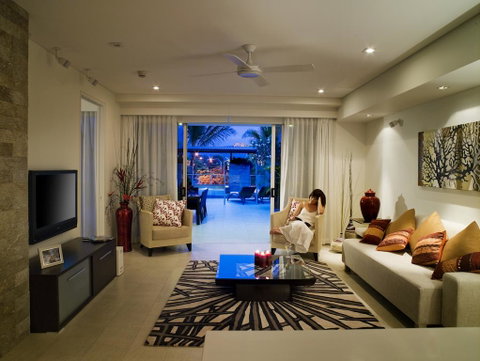 Coconut Grove - Accommodation Resorts 3