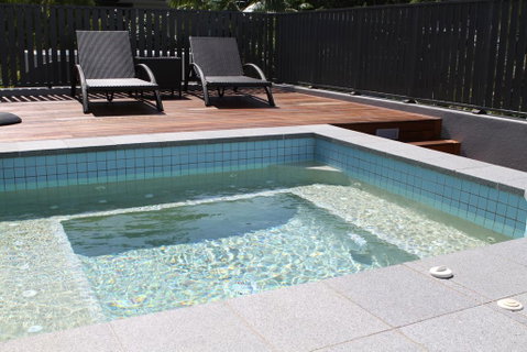 Coconut Grove - Accommodation Resorts 1