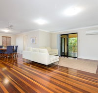Combles Rd - Accommodation Resorts